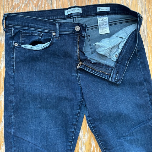 Banana Republic Blue Skinny Ankle Jeans - Picture 4 of 5
